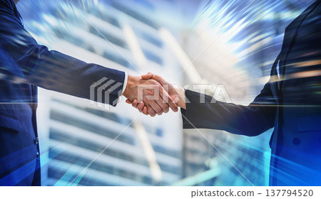 商業握手與未來展望 ■拍攝合作:關西國際機場(KIX) 商業握手與未來展望 ■拍攝合作:關西國際機場(KIX) 137794520