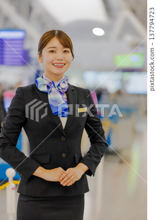 Smiling airport ground staff ■Photography cooperation: Kansai International Airport (KIX) Smiling airport ground staff ■Photography cooperation: Kansai International Airport (KIX) 137794723