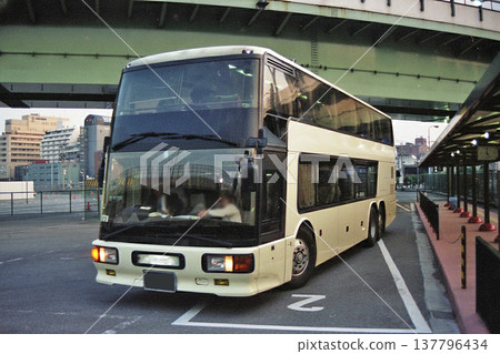 三菱扶桑 Aero King 巴士 137796434