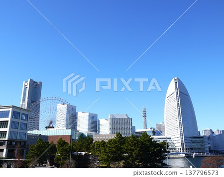 Urban landscape of Minato Mirai Urban landscape of Minato Mirai 137796573