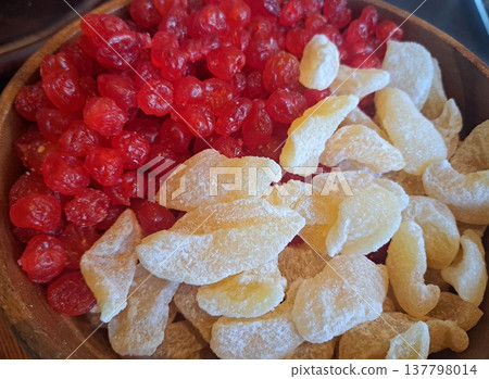 Dried fruit Dried fruit 137798014