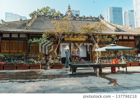 Daci Temple is a Buddhist temple in Chengdu, China, known for its long history and peaceful atmosphere. 27 October 2025, Chengdu, China Daci Temple is a Buddhist temple in Chengdu, China, known for its long history and peaceful atmosphere. 27 October 2025, Chengdu, China 137798218