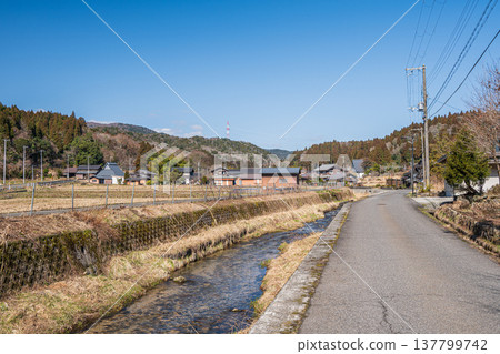 Okubiwako, the northernmost settlement in Shiga Prefecture, Kutsukake, Nishi-Asai-cho, Nagahama City, Shiga Prefecture 137799742