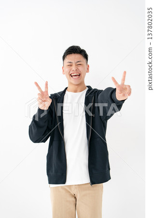 Young men's casual piece 137802035