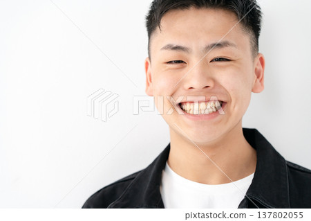 Young man portrait casual Young man portrait casual 137802055