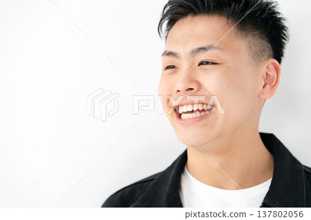 Young man portrait casual Young man portrait casual 137802056