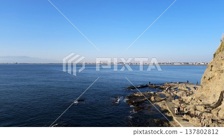 Scenery Chigogafuchi Abyss, a rocky coastal area on the southwestern side of Enoshima Island in Japan. 137802812