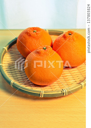 Shiranui oranges are in season now. 137803824