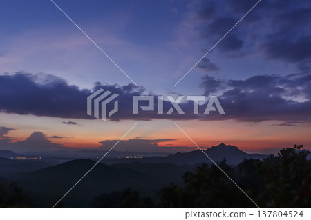 Beautiful evening light creates a warm and peaceful atmosphere Beautiful evening light creates a warm and peaceful atmosphere 137804524
