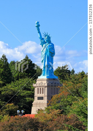Statue of Liberty in Icho Park, Oirase Town, Aomori Prefecture (Aomori) Statue of Liberty in Icho Park, Oirase Town, Aomori Prefecture (Aomori) 137812356