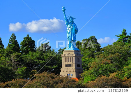 Statue of Liberty in Icho Park, Oirase Town, Aomori Prefecture (Aomori) Statue of Liberty in Icho Park, Oirase Town, Aomori Prefecture (Aomori) 137812369