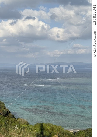 庫裡島,愛情之島,擁有翡翠綠的海水 庫裡島,愛情之島,擁有翡翠綠的海水 137813341