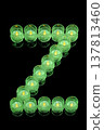 綠色蠟燭上的字母 Z 137813460