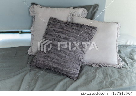 Gray and white ruffled cushion Gray and white ruffled cushion 137813704