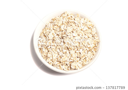 Hercules flakes isolated on white. Healthy food concept. 137817789