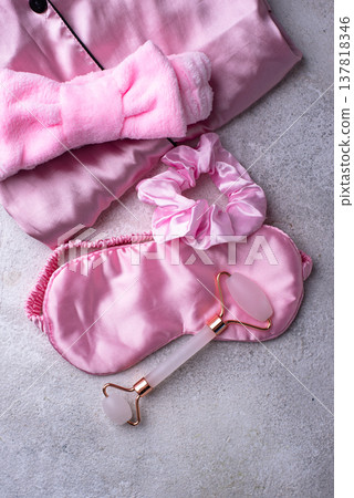 Silk sleep pink eye mask and accessory. Silk sleep pink eye mask and accessory. 137818346