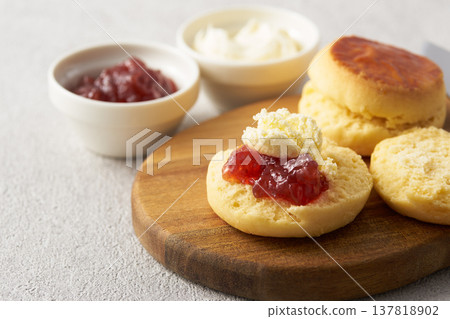 Scone image 137818902