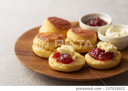 Scone image Scone image 137818912