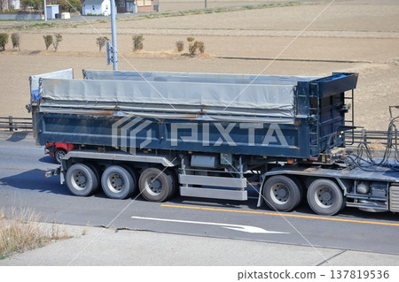 Trailer dump image 137819536