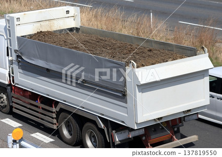 Dump truck image 137819550