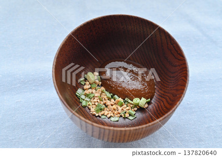 Ingredients for instant natto miso soup 137820640