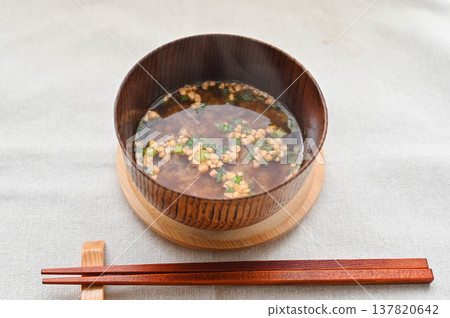 Instant natto miso soup Instant natto miso soup 137820642