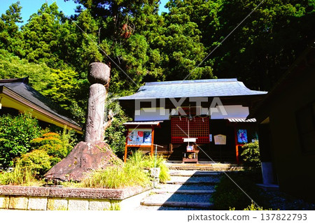 山寺立石寺、小芥子塚、神轎、寶壽山阿蘇川院立石寺 137822793