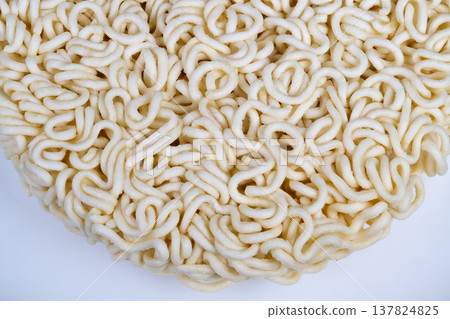 Chic instant noodle flatlay arrangement. Modern styled noodles on minimal background. Elegant composition of instant noodles in simple setting for social media sharing 137824825