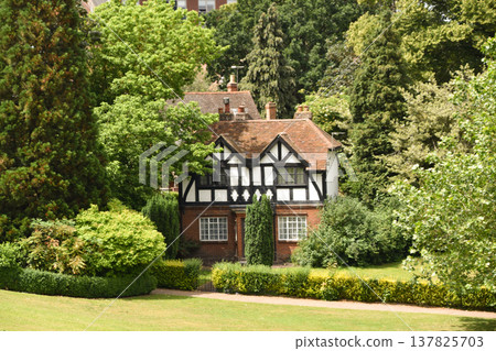 A beautiful old timber house in Colchester, Essex A beautiful old timber house in Colchester, Essex 137825703