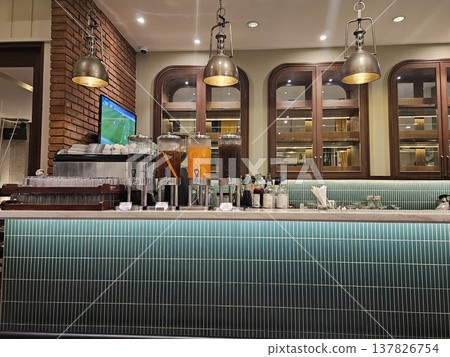 An elegant luxury bar interior An elegant luxury bar interior 137826754