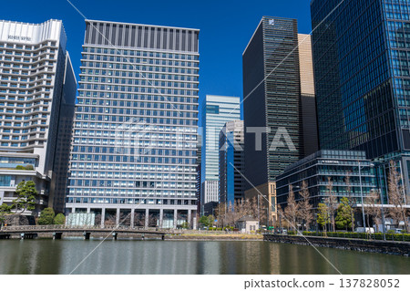 Tokyo: Marunouchi office district along the moat. 137828052