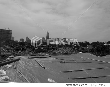 一段記錄原國家體育場拆除工作的場景。 一段記錄原國家體育場拆除工作的場景。 137829429