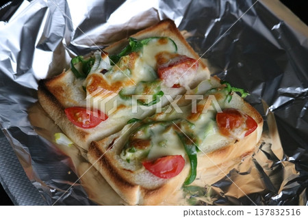 Homemade pizza toast for breakfast 137832516