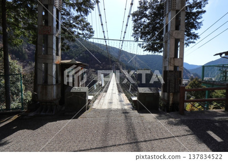 谷澤吊橋，谷澤側（奈良縣戶津川村） 137834522