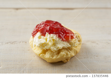 Scone image 137835446