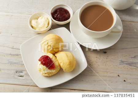 Scone image 137835451