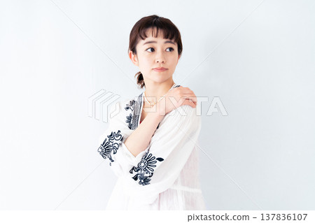 年輕的女士的肖像 137836107