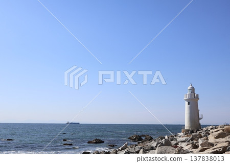 Irako Lighthouse in Aichi Prefecture, under a blue sky and over the sea Irako Lighthouse in Aichi Prefecture, under a blue sky and over the sea 137838013