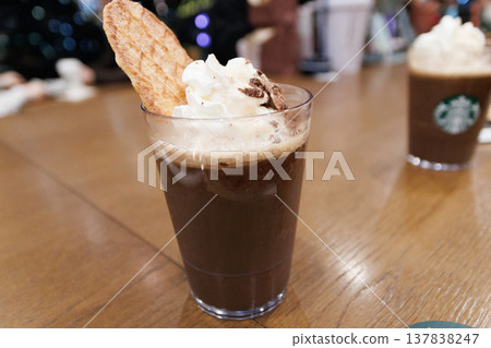 Delicious coffee drinks at a cafe 137838247