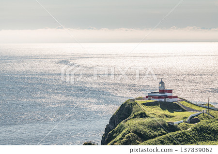 Hiyoriyama Lighthouse, illuminated by the sparkling sea, Otaru City, Hokkaido 137839062