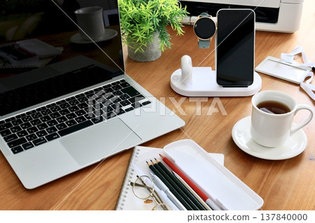  Business image 137840000