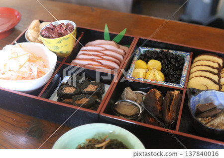 日本新年菜餚 日本新年菜餚 137840016