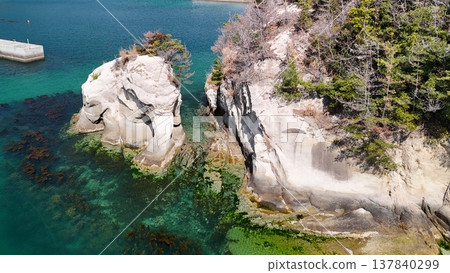 Kamagari, Kure City, Hiroshima Prefecture [Prefectural Beach/Elephant Rock] Photographed in March 2026_Drone aerial photography_HKKHAMA_No05 137840299