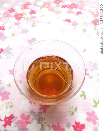 Delicious cold drinks: Barley tea, cold tea Delicious cold drinks: Barley tea, cold tea 137841290