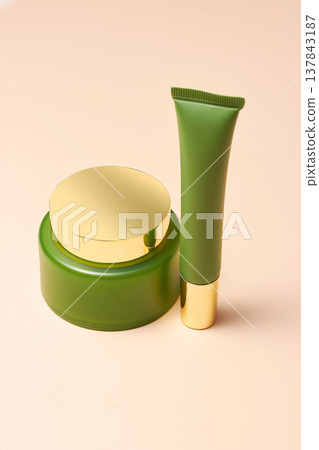 Green Jar and Tube Beauty Set Green Jar and Tube Beauty Set 137843187