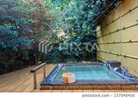 露天浴池、溫泉、旅館。攝影合作:伊藤綠玉 露天浴池、溫泉、旅館。攝影合作:伊藤綠玉 137848450