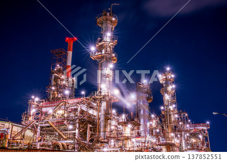三重縣四日市工廠夜景，鹽濱地區 137852551