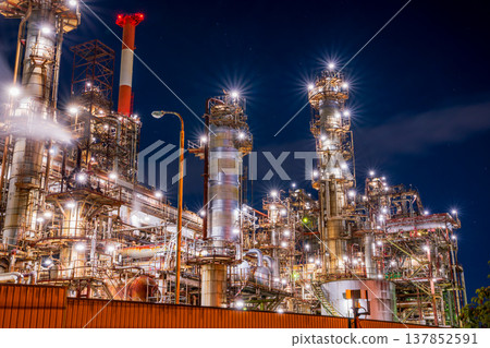 三重縣四日市工廠夜景，鹽濱地區 137852591