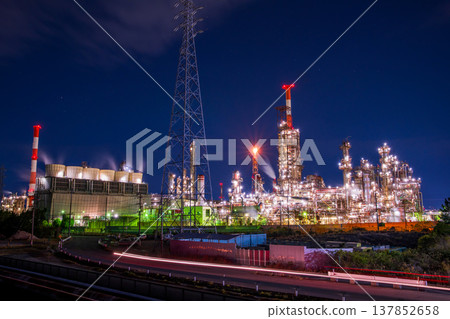 Mie Prefecture, Yokkaichi City, Factory Night View, Shiohama Area Mie Prefecture, Yokkaichi City, Factory Night View, Shiohama Area 137852658