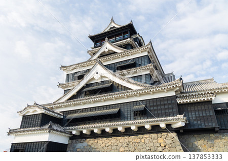 Autumn in Kumamoto City, Kumamoto Prefecture: Kumamoto Castle, one of Japan's 100 Famous Castles, Main Keep 137853333